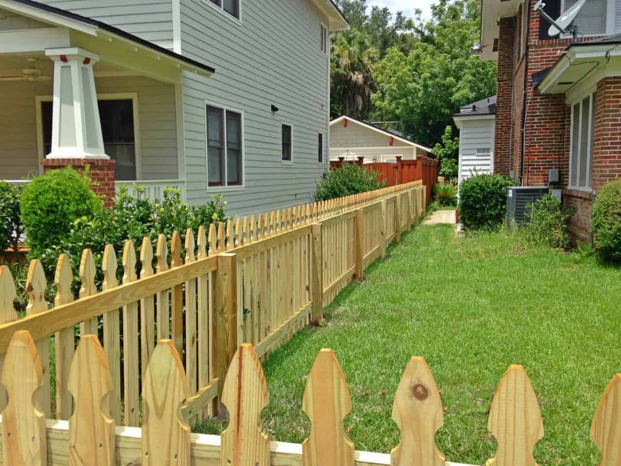 Can I Install a Fence Myself on my Franklin Tennessee Property?