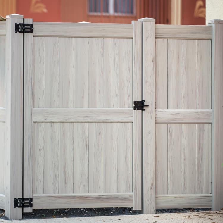 Arkansas best vinyl fence