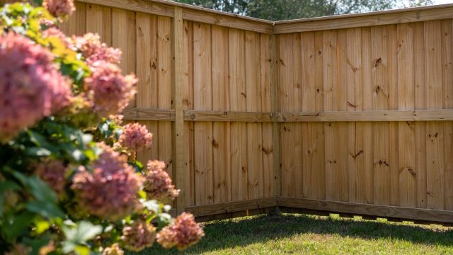 replace wooden fence