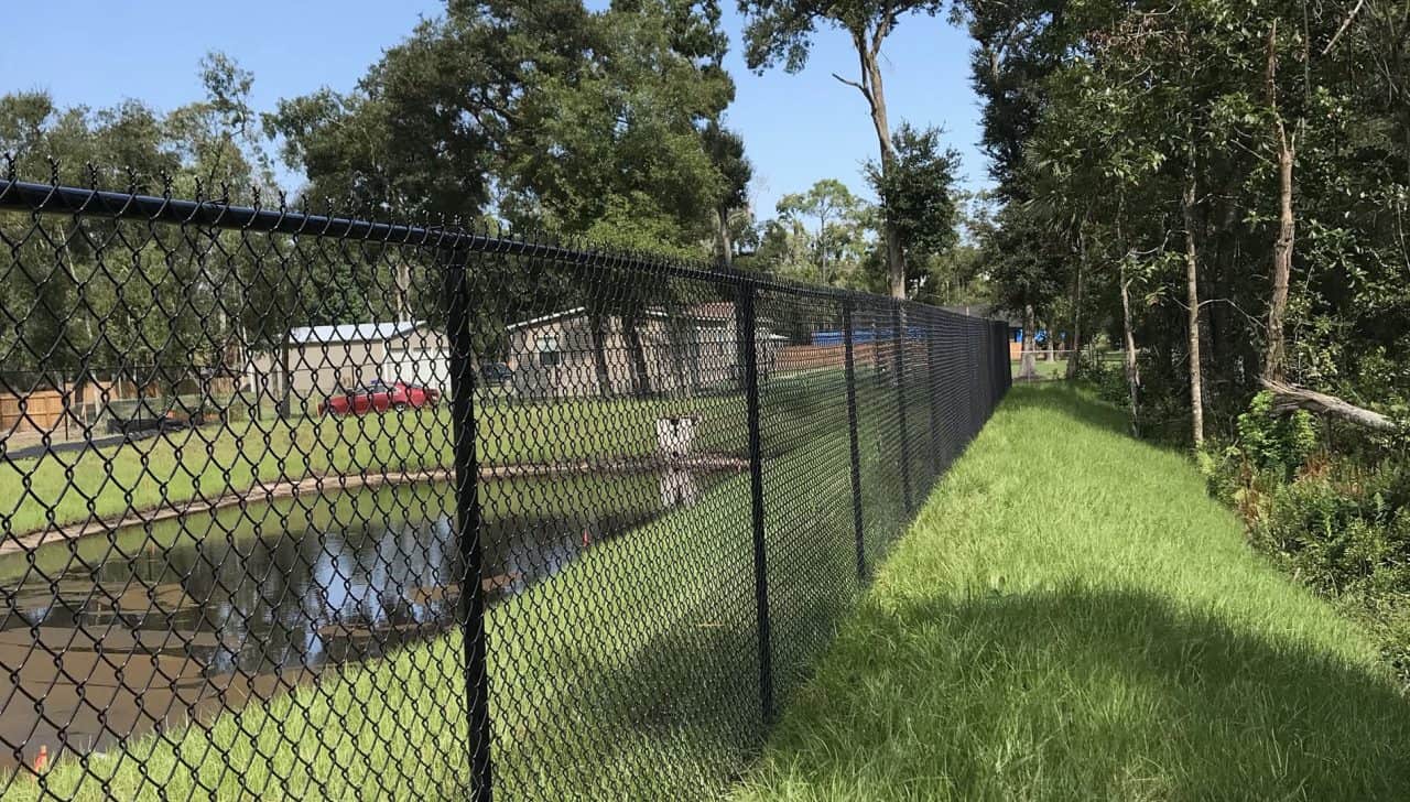 Why We’re the Chattanooga Chainlink Fence Installation Experts