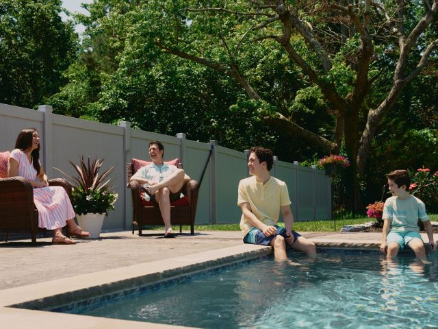 ‘Tis The Season To Discuss Fencing Around The Pool