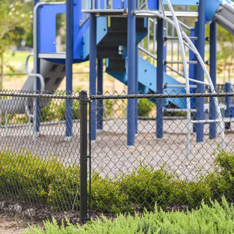 commercial fencing contractors in Eastern NC