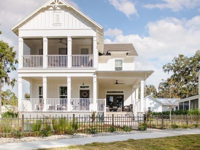 Inspired By History: A Front Yard Fence Houston Area Tour