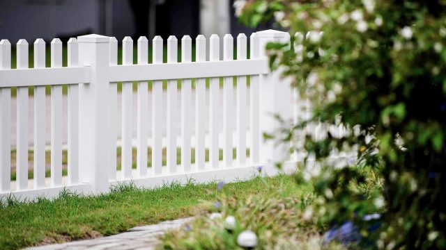 fence companies near me