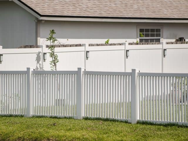 All Type Fence Options for Palm Beach Properties