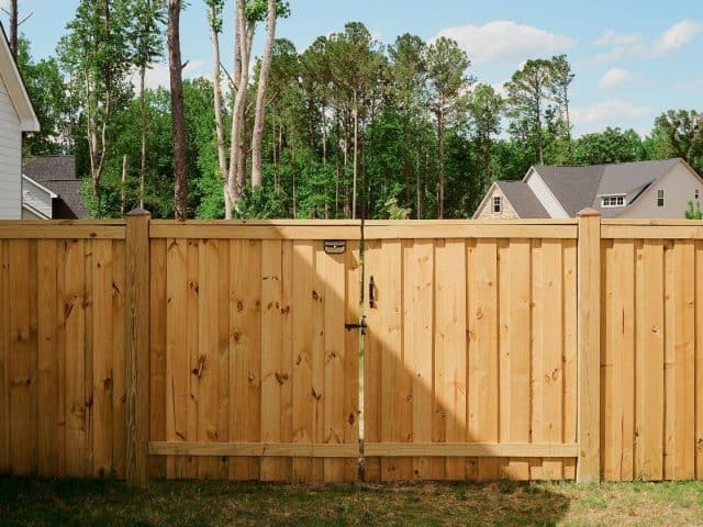 5 Popular Fencing Options from a Trusted Belleville Fence Company