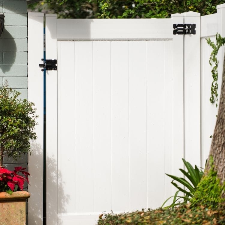 Best vinyl fence