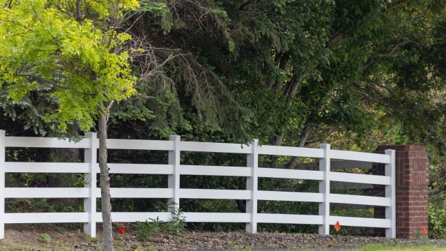 Fences That Rock: Choosing A Dunn Fence Installation Company