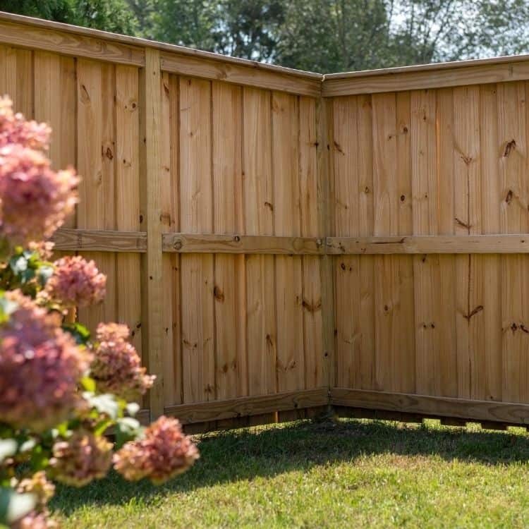 commercial fencing contractors in Eastern NC